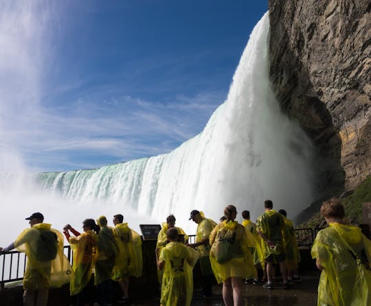 Piesza wycieczka po wodospadzie Niagara, bilety na podróż za wodospadem i wieża Skylon