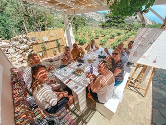 Экскурсия с гидом по виноградникам с дегустацией вин на Карпатосе