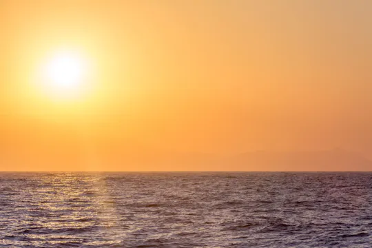 Billet de croisière sur l'île des lapins au coucher du soleil au départ de Petra