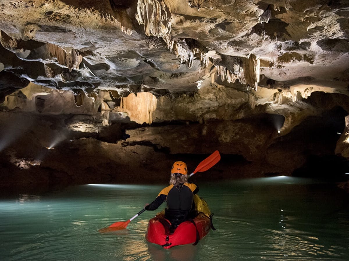 Excursion en bateau dans les grottes de San José à Valence