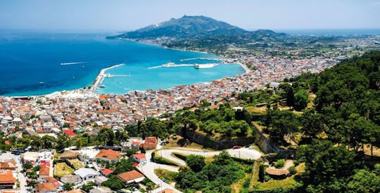 Visite des secrets de Zante avec un monastère, les grottes Bleues et dégustations de spécialités locales