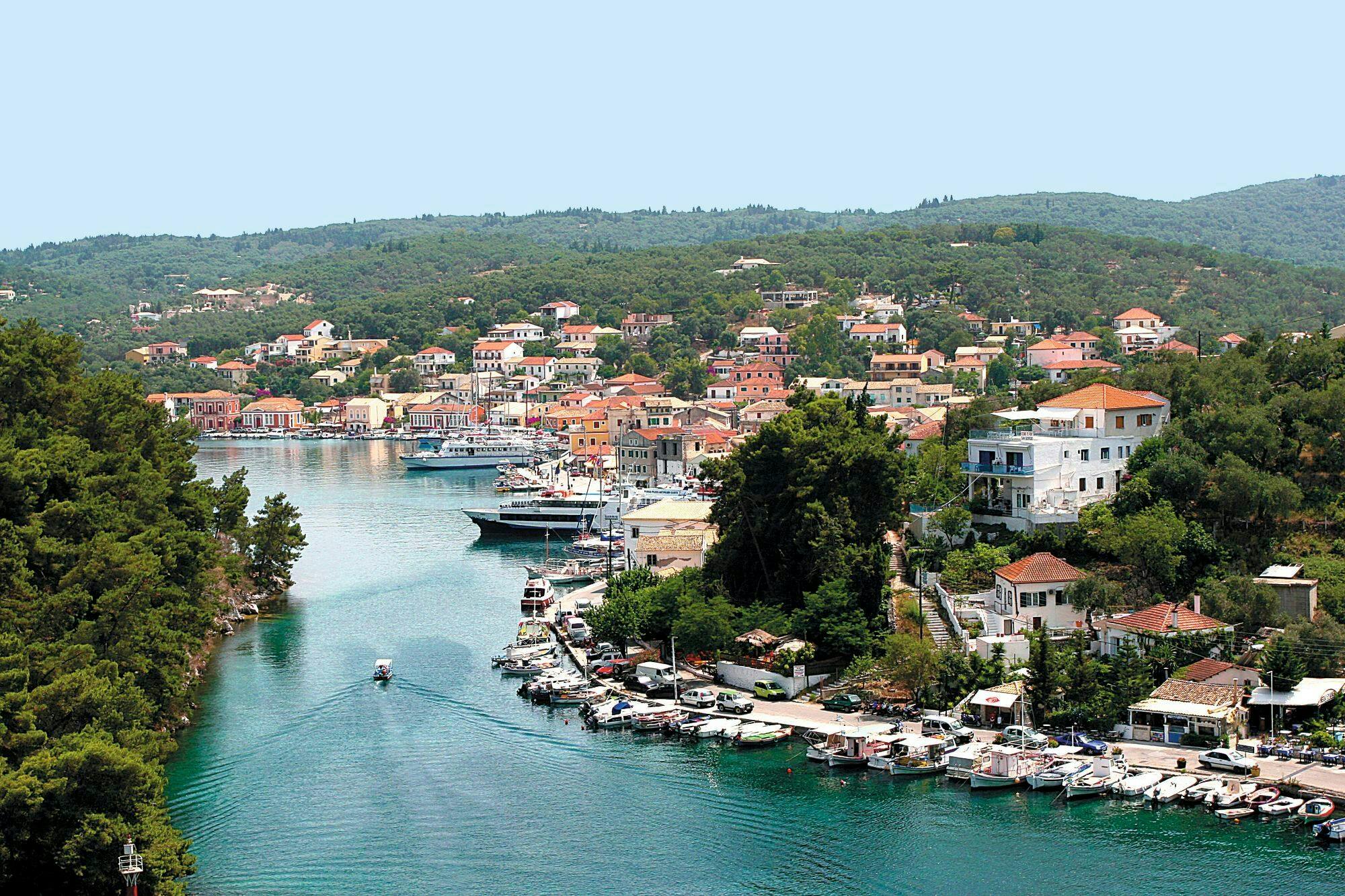 Paxos and Antipaxos Captain Hook Boat Cruise