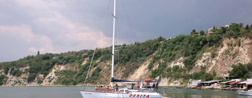Croisière en mer Noire avec barbecue de poisson à bord du bateau