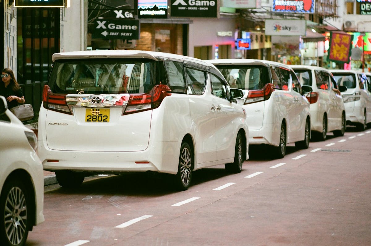 Half-day Design Your Day Private Tour in Luxury Vehicle-image-ffc1a58c-7d5c-4c18-aebd-a8e5c035c1f1