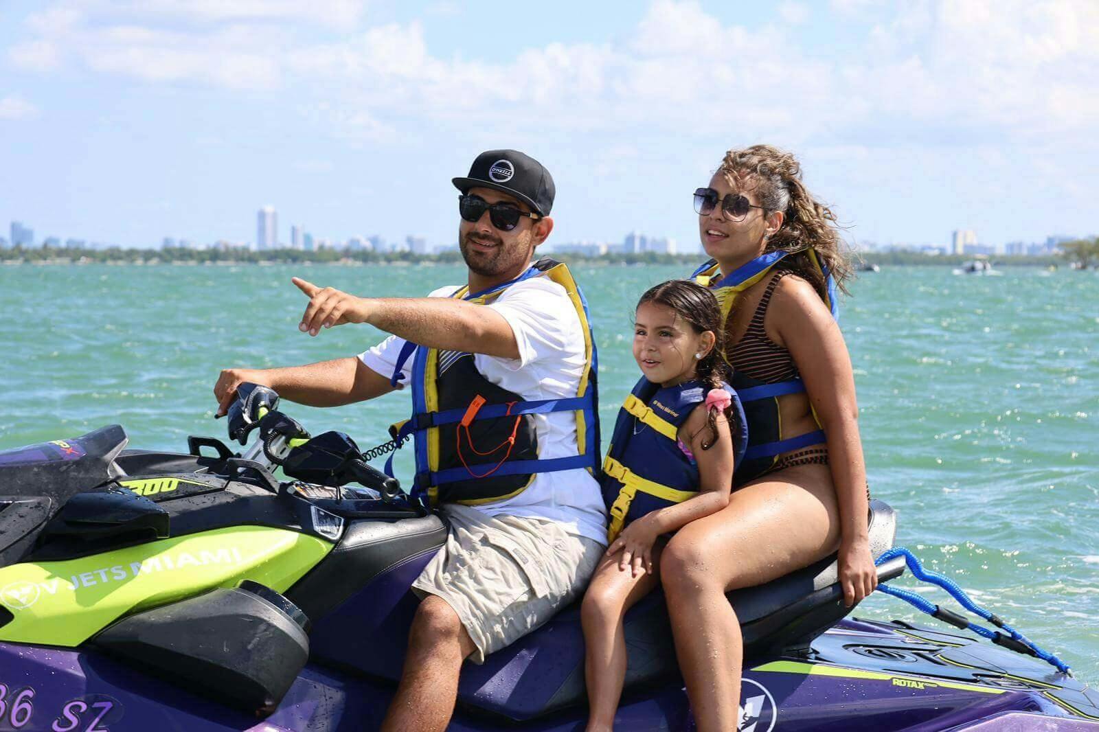 Aventura en moto de agua en Miami