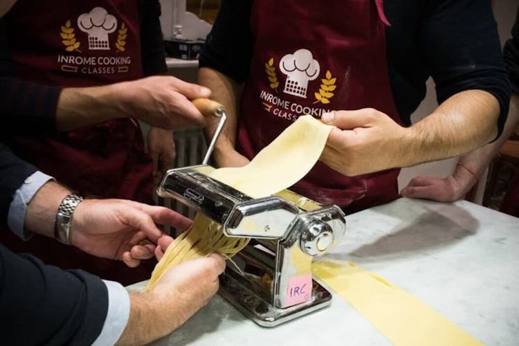 Pasta making and Tiramisù class in Rome