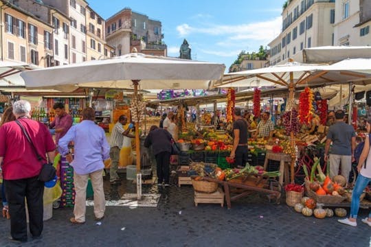 Farmers’ market shopping and Roman meal cooking class