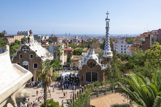 Park Güell small group tour with a local guide