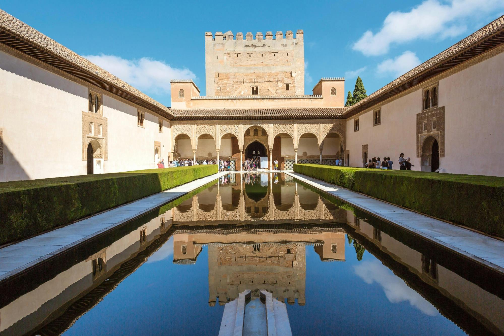 Alhambra och Generalife - privat rundtur med gå-förbi-kön-biljetter