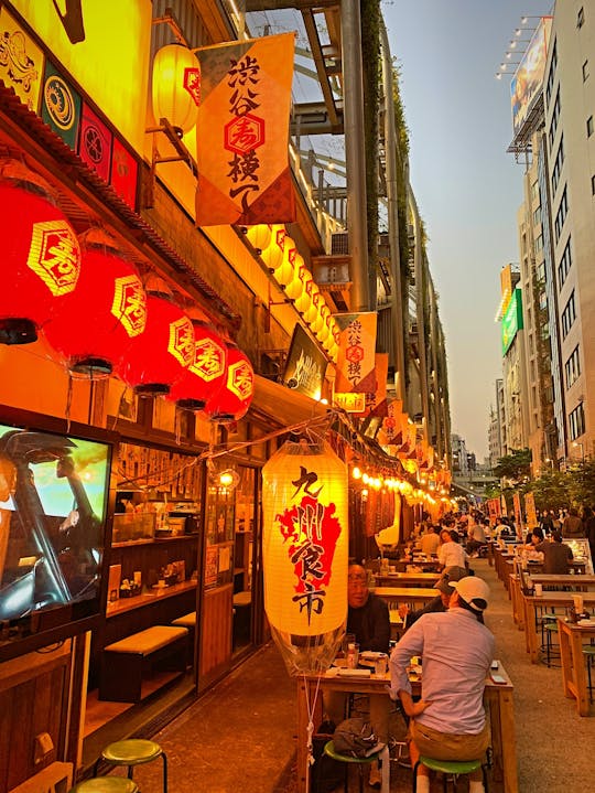 3-hour retro food and drink tour of Tokyo's Shibuya