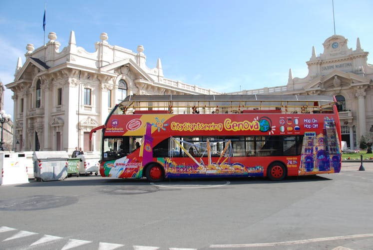 Genoa hop-on hop-off bus 24 or 48-hour tickets