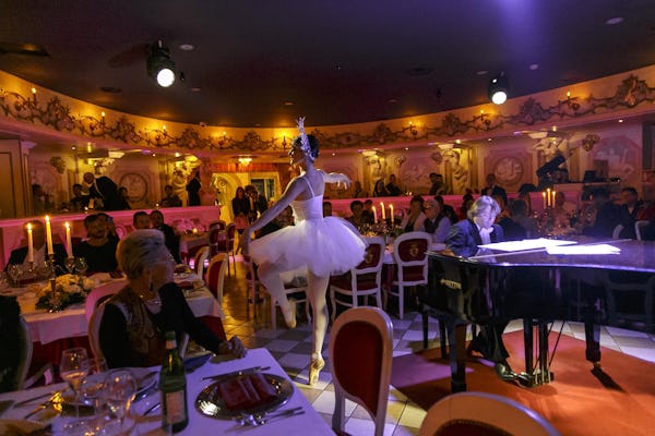 Pokaz kolacji kabaretowej w Wenecji