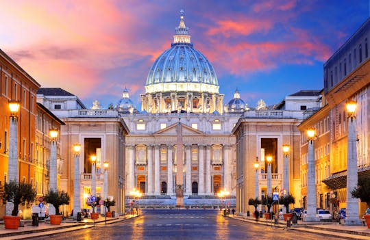 24 or 48-hour hop-on hop-off bus + official Saint Peter's Basilica audioguide