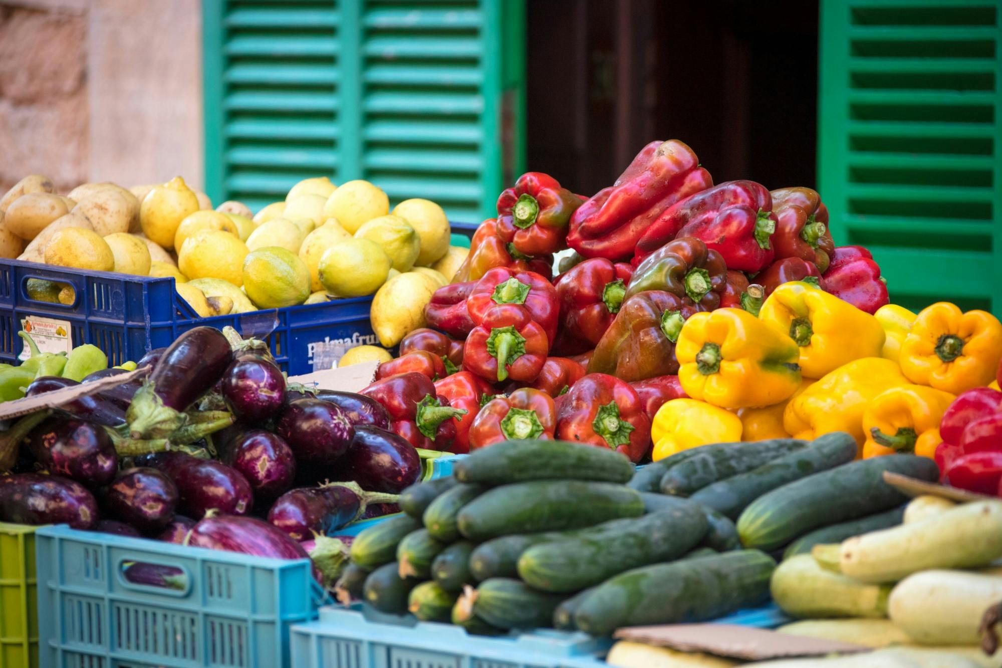 Drach Caves, Pearl Factory and Local Market Tour