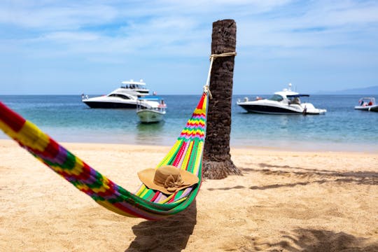 Billete de crucero en catamarán por las Islas Marietas