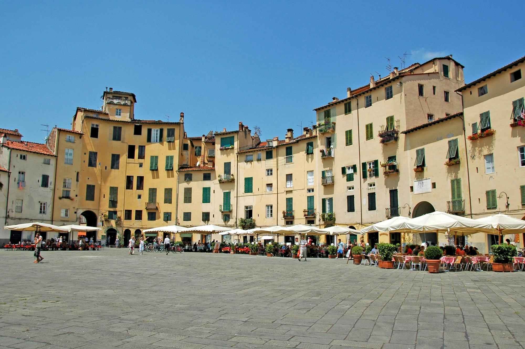 Full-day Pisa and Lucca tour from La Spezia Musement