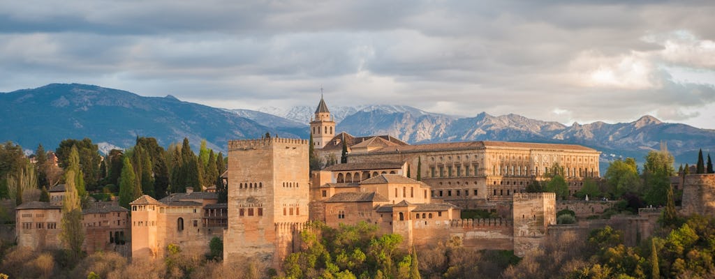 Bilet elektroniczny do pałacu Alhambra z audiowycieczką na smartfonie