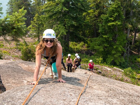 Geführte Einführung in das Klettern in Squamish oder Whistler
