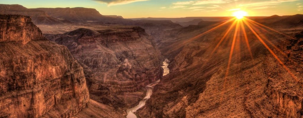 Grand Kingdom with Sunset Hummer Tour