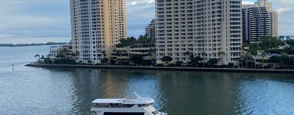 Biscayne Bay and South Beach 90-minutes sunset cruise