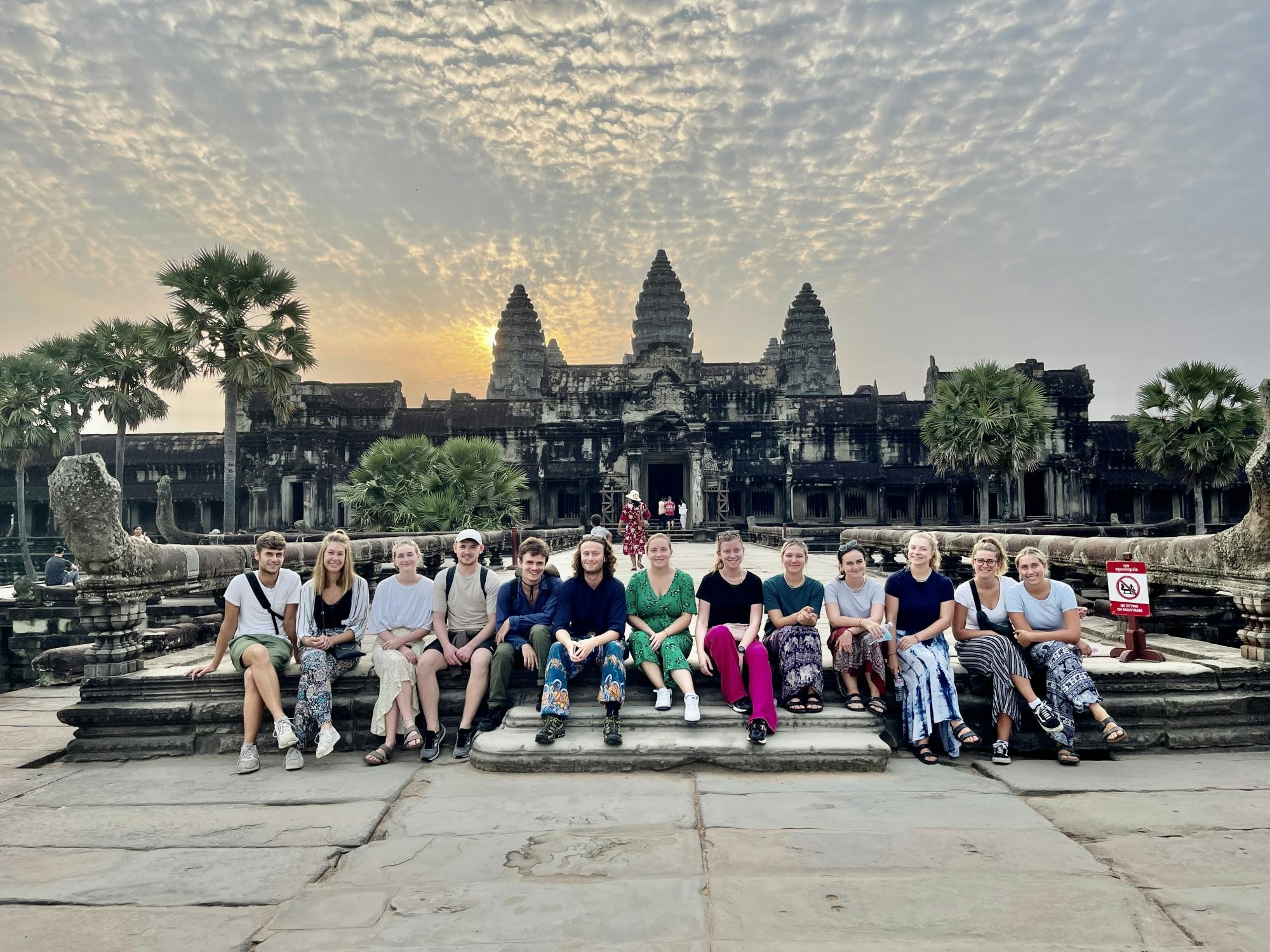 Wycieczka z przewodnikiem po Angkor po wschodzie słońca ze śniadaniem piknikowym?