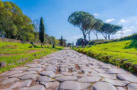 Guided tour of Rome's Jewish Ghetto, Appian Way and Park of the Aqueducts
