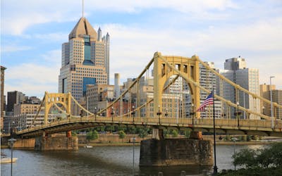 Pittsburgh historic downtown city exploration tour game