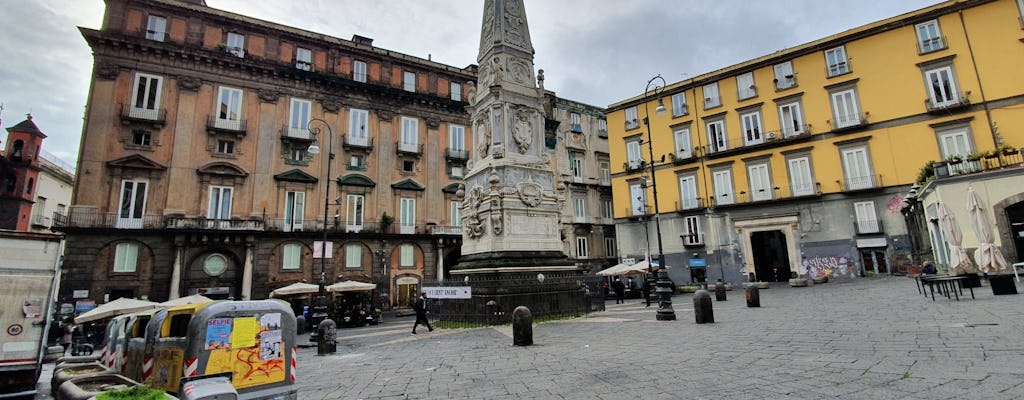 Naples city center walking tour with underground entry