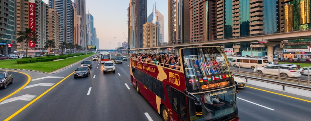 Excursão noturna panorâmica Big Bus em Dubai