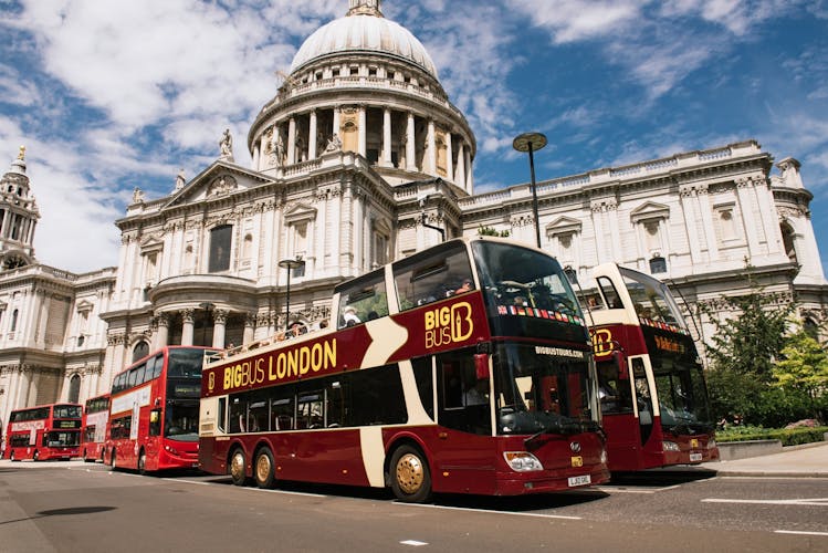 Big Bus panoramic evening tour of London