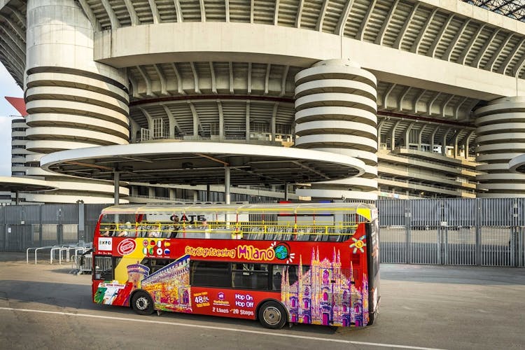 Milan City Sightseeing from Turin by high-speed train