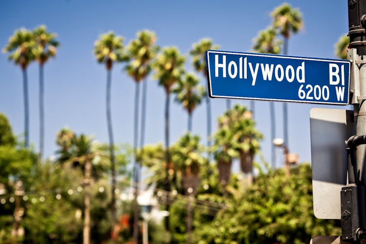 Hollywood celebrity and star homes self-guided driving tour