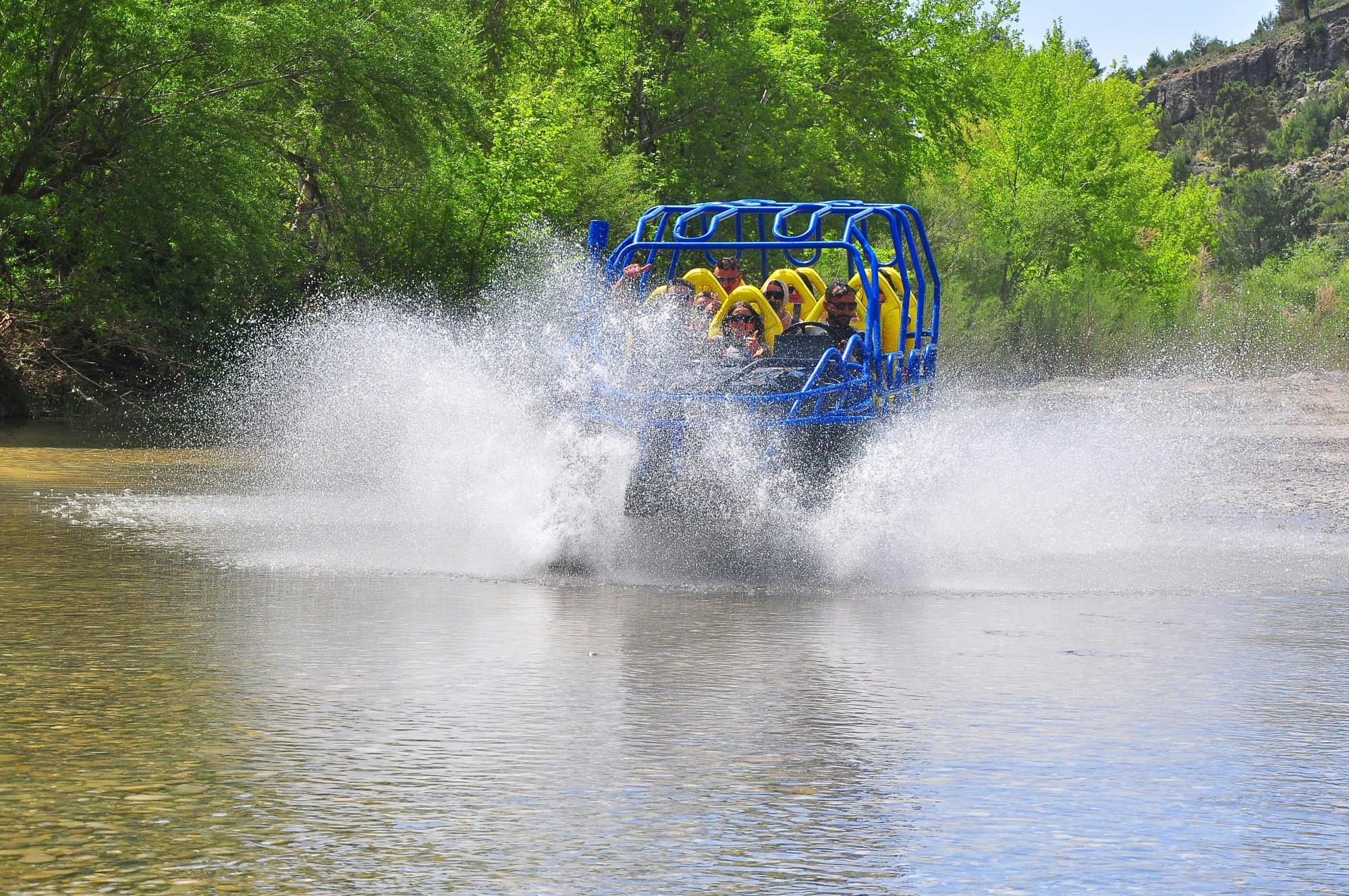 Köprülü monstertruck, jetbåd og rafting