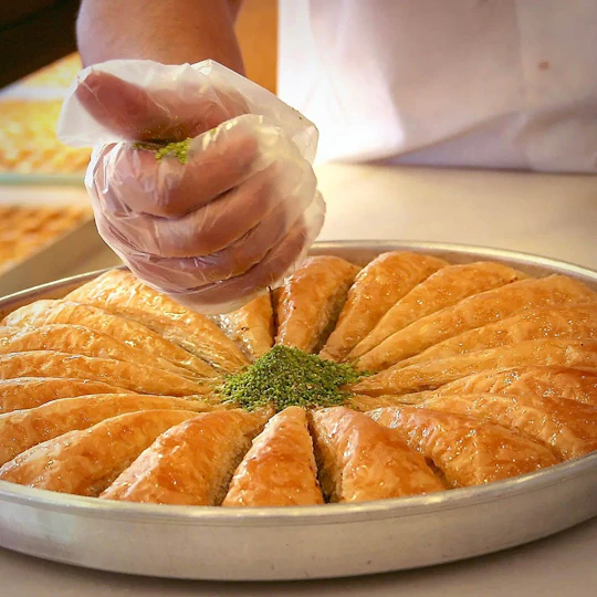 Street food of Athens small group tour