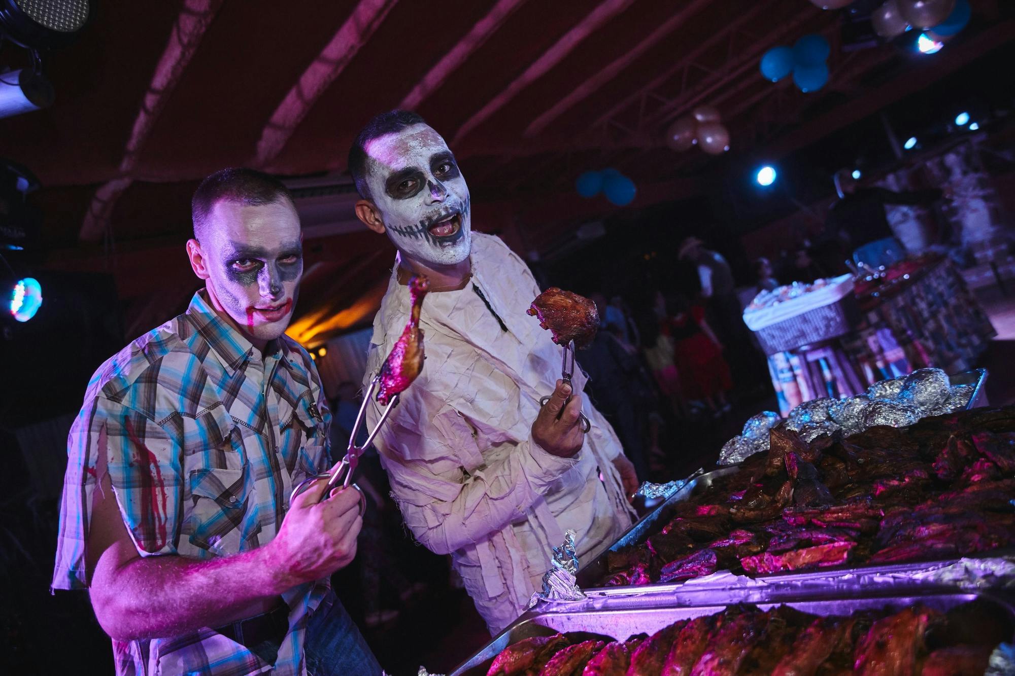 Western-themed Halloween Night with Transport