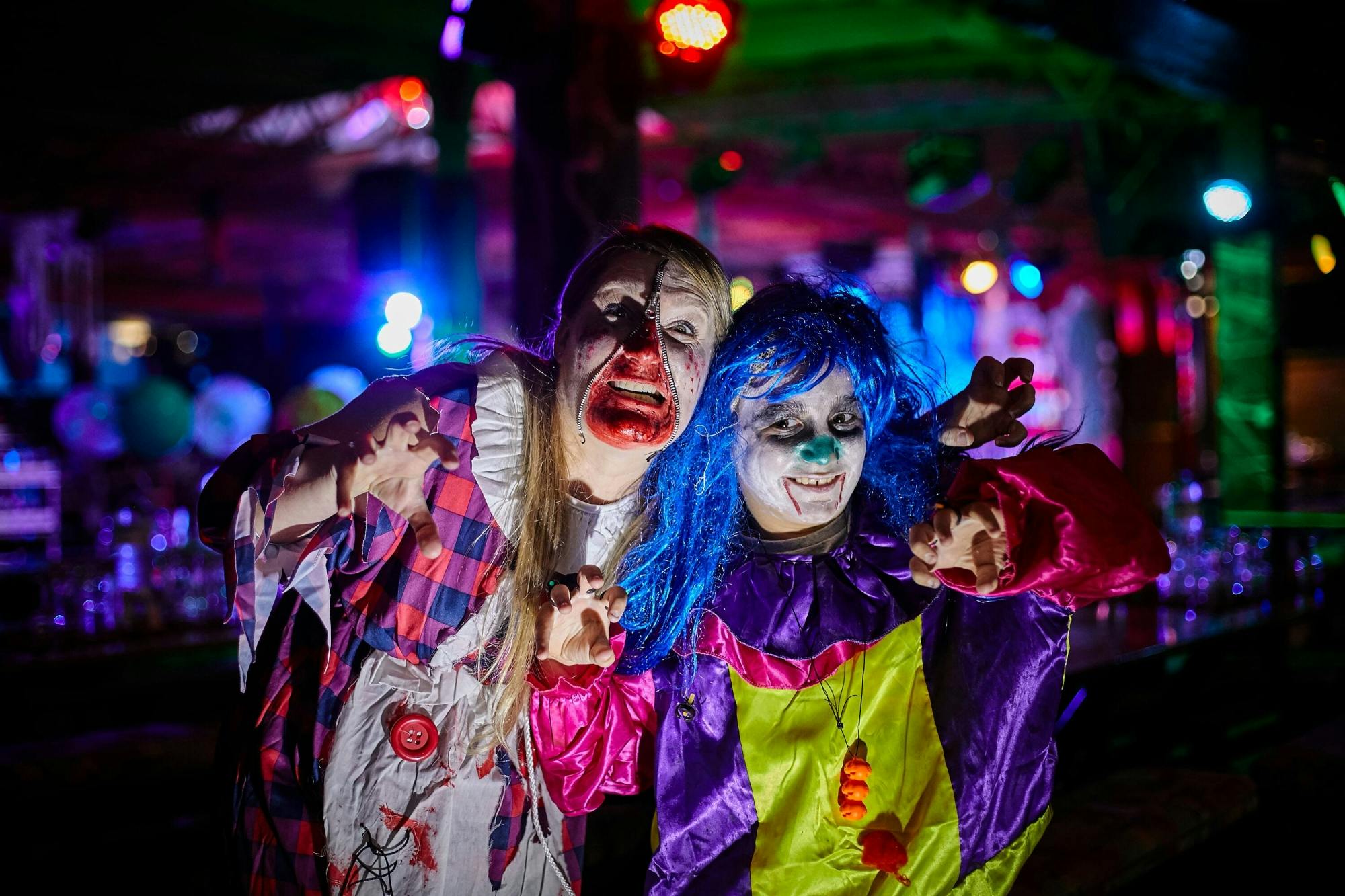 Western-themed Halloween Night with Transport