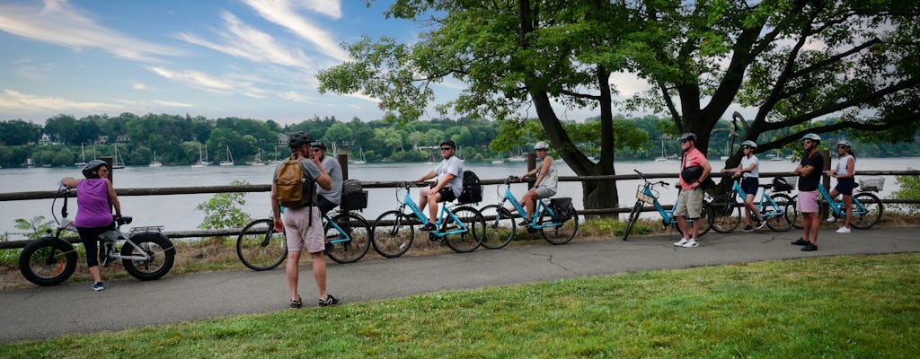 Visite d'une demi-journée en scooter ou en vélo électrique à Niagara-on-the-Lake