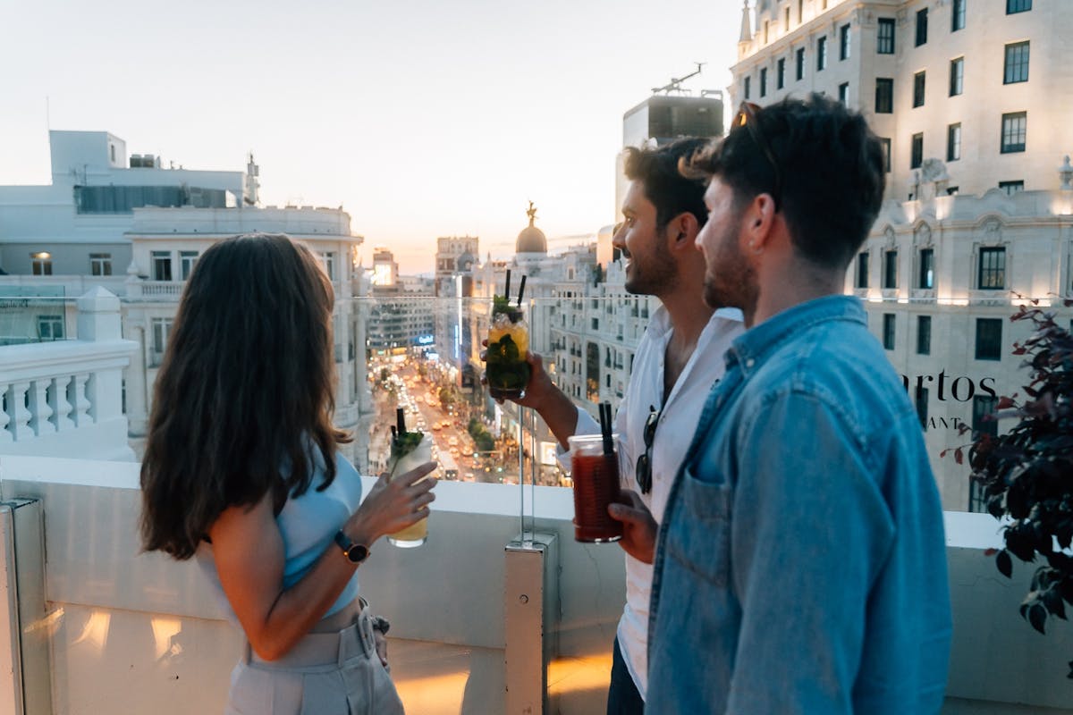 Madrid tapas en wijn tour met drankjes op het dak