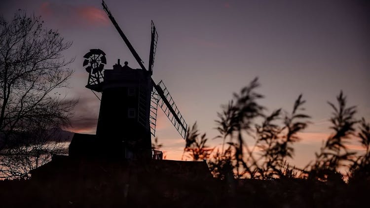 Leeuwarden walking audio tour, discover the dark side of the city