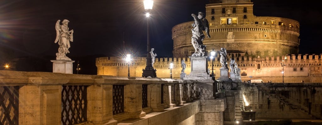 Tour noturno romântico privado em Roma