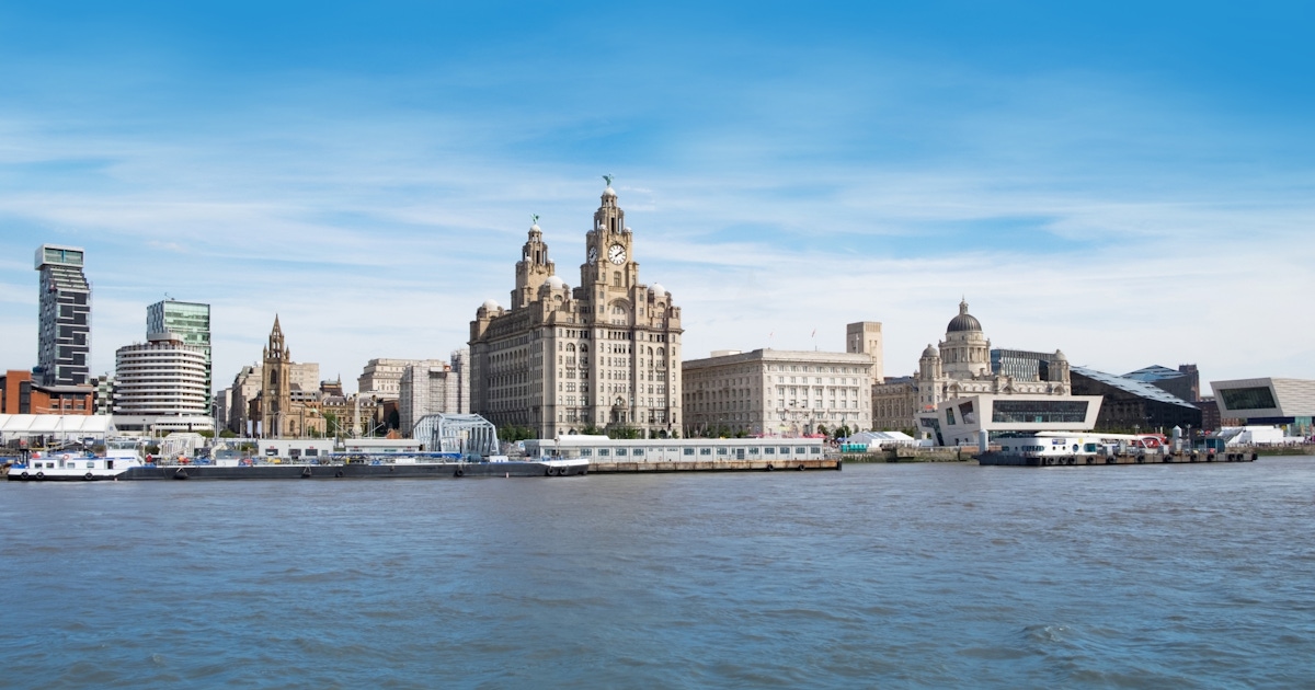 Liverpool River Cruises: Explore the Iconic Waterfront by Boat Liverpool River Cruises: Explore the Iconic Waterfront by Boat