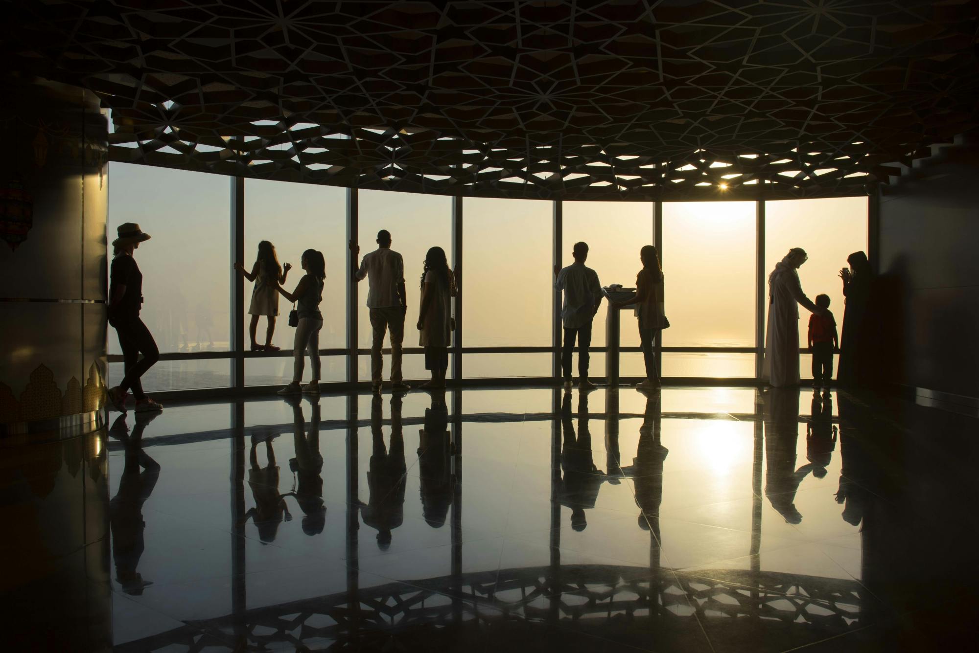 Burj Khalifa At the Top-Tickets mit The Cafe