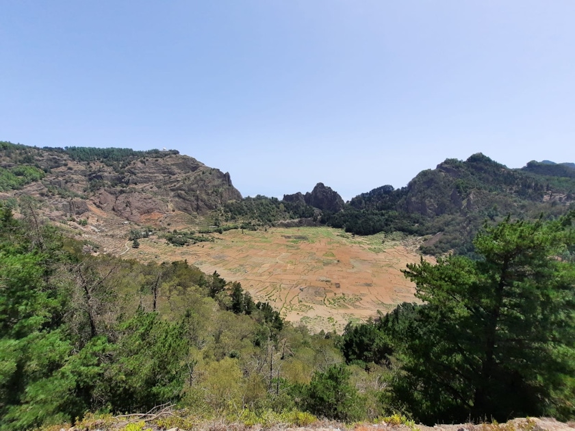 Hiking & bike tours in Santo Antão Hiking & bike tours in Santo Antão