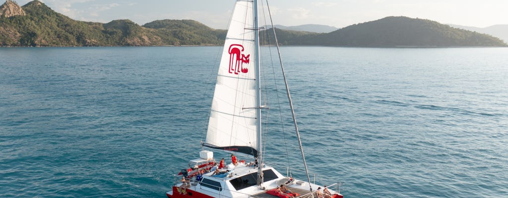 Tongarra Whitsundays Cruise and Snorkeling with Lunch