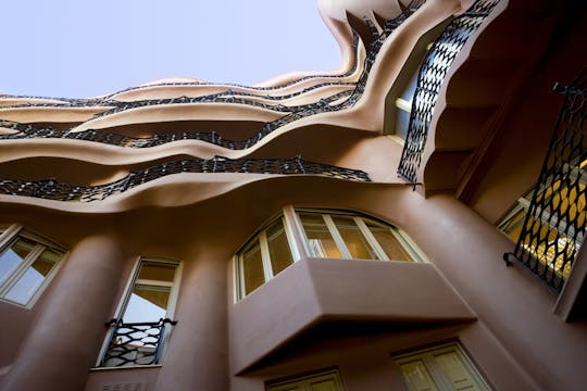 Tour guidato della Pedrera nascosta