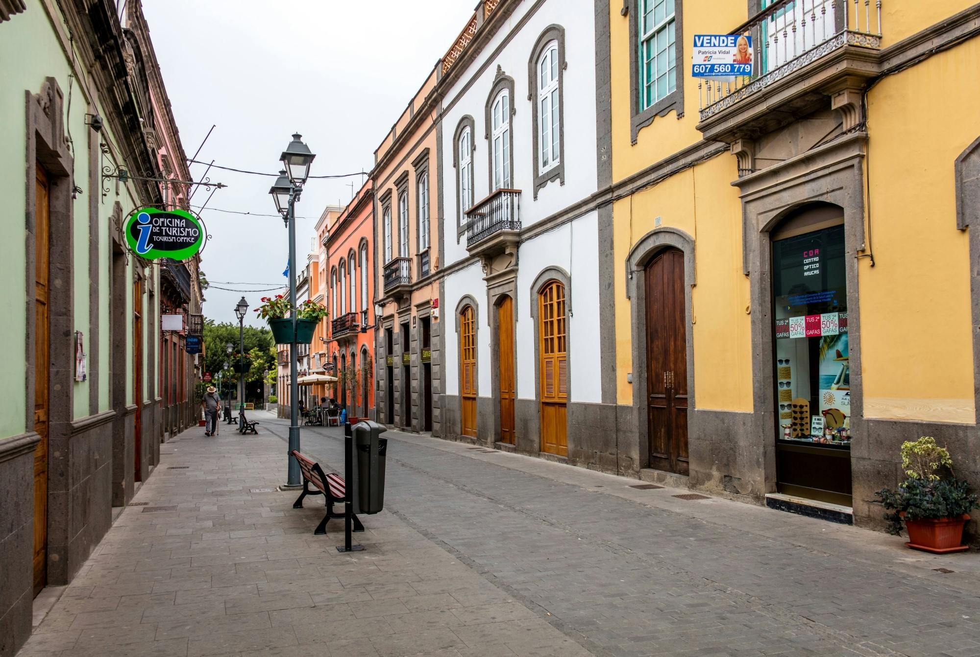 Personalised Private Tour of Gran Canaria in Minivan