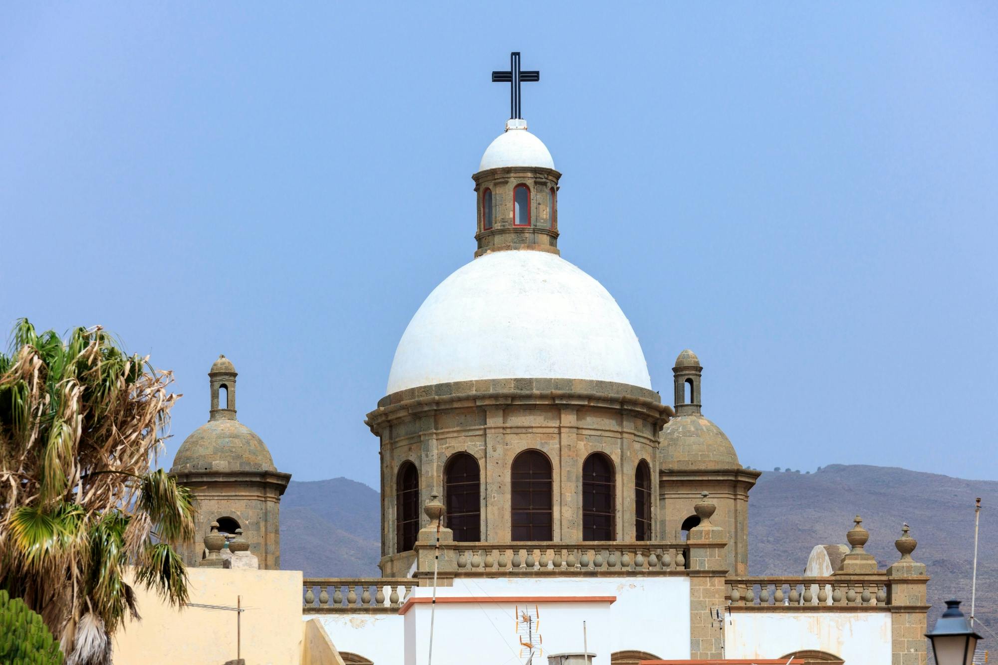 Personalised Private Tour of Gran Canaria in Minivan