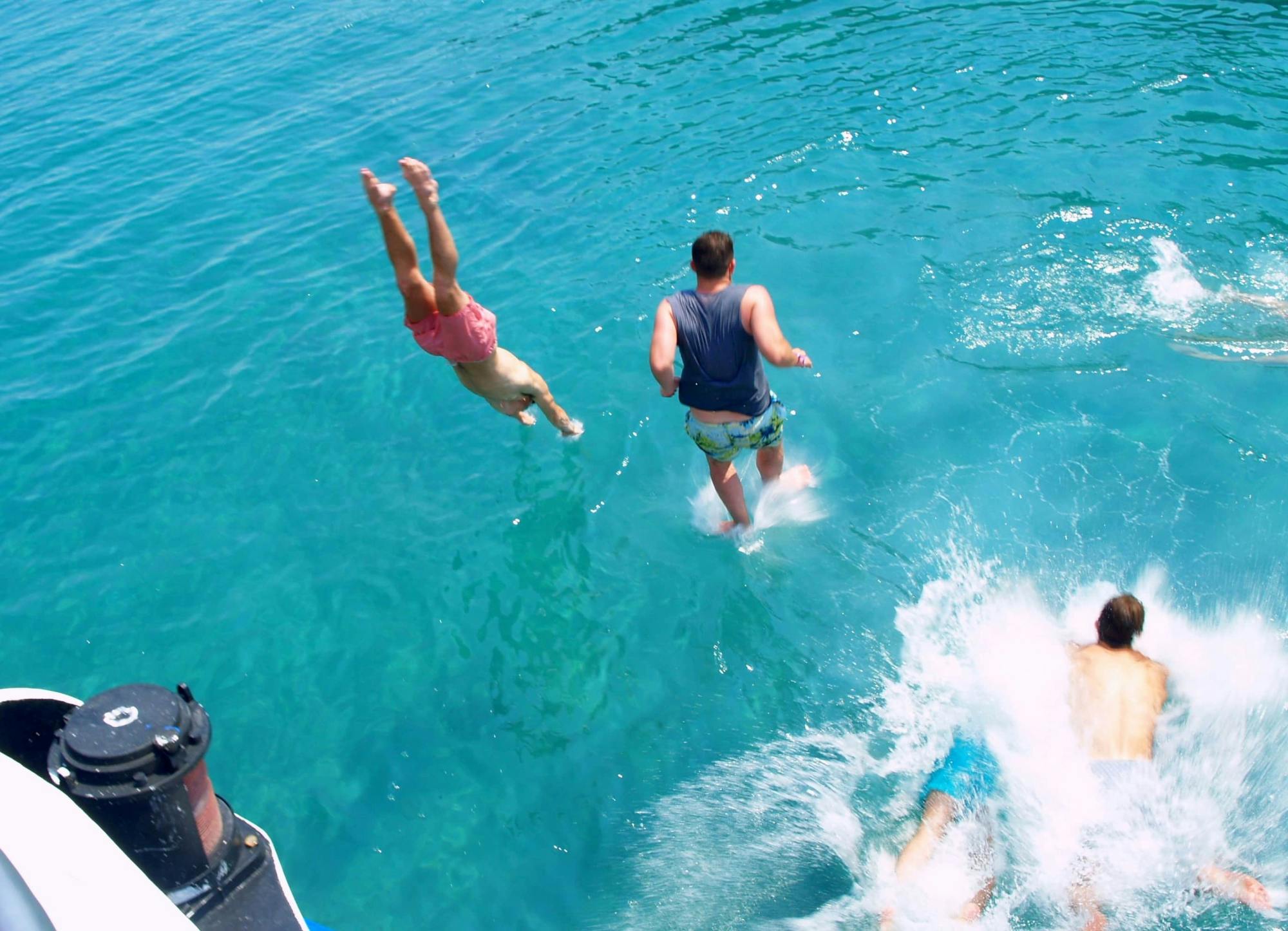 Viaggio in barca di Theo a Corfù e nella Grecia continentale con barbecue sulla spiaggia