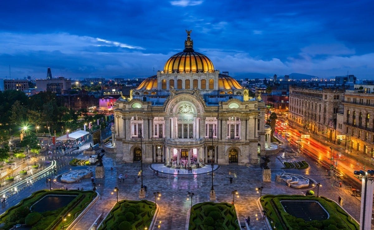 Nachttour durch Mexiko-Stadt mit optionalem Ticket für den Torre Latinoamericana