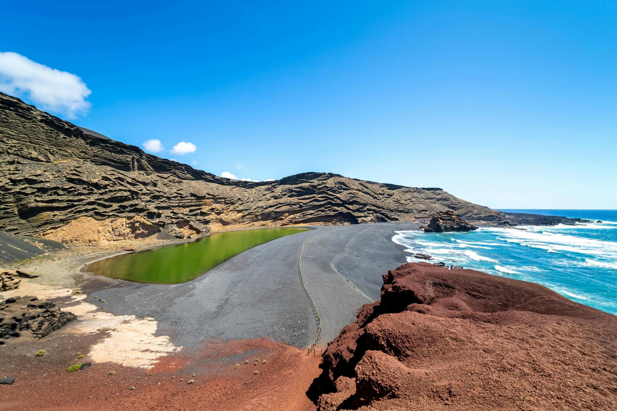 Lanzarote Tour with Timanfaya National Park, Winery and El Golfo